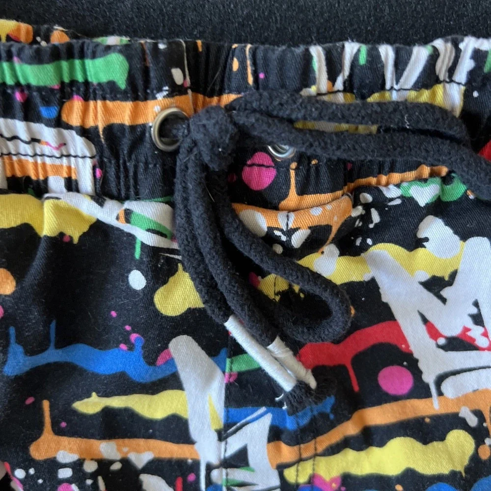 Fresh Prince of Bel-Air Shorts Mens L Stretch Twill Grafitti‎ 90s All Over Print